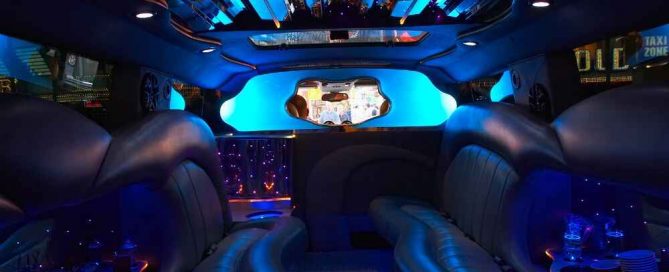 Things to consider when booking a party bus service in New Jersey